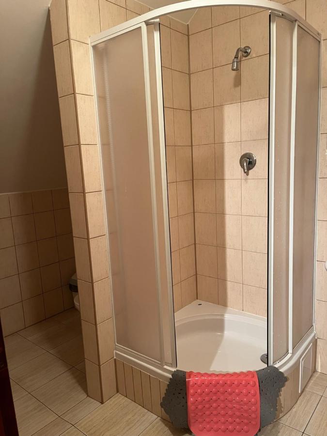 Penzion Serafin Ruzomberok Luaran gambar